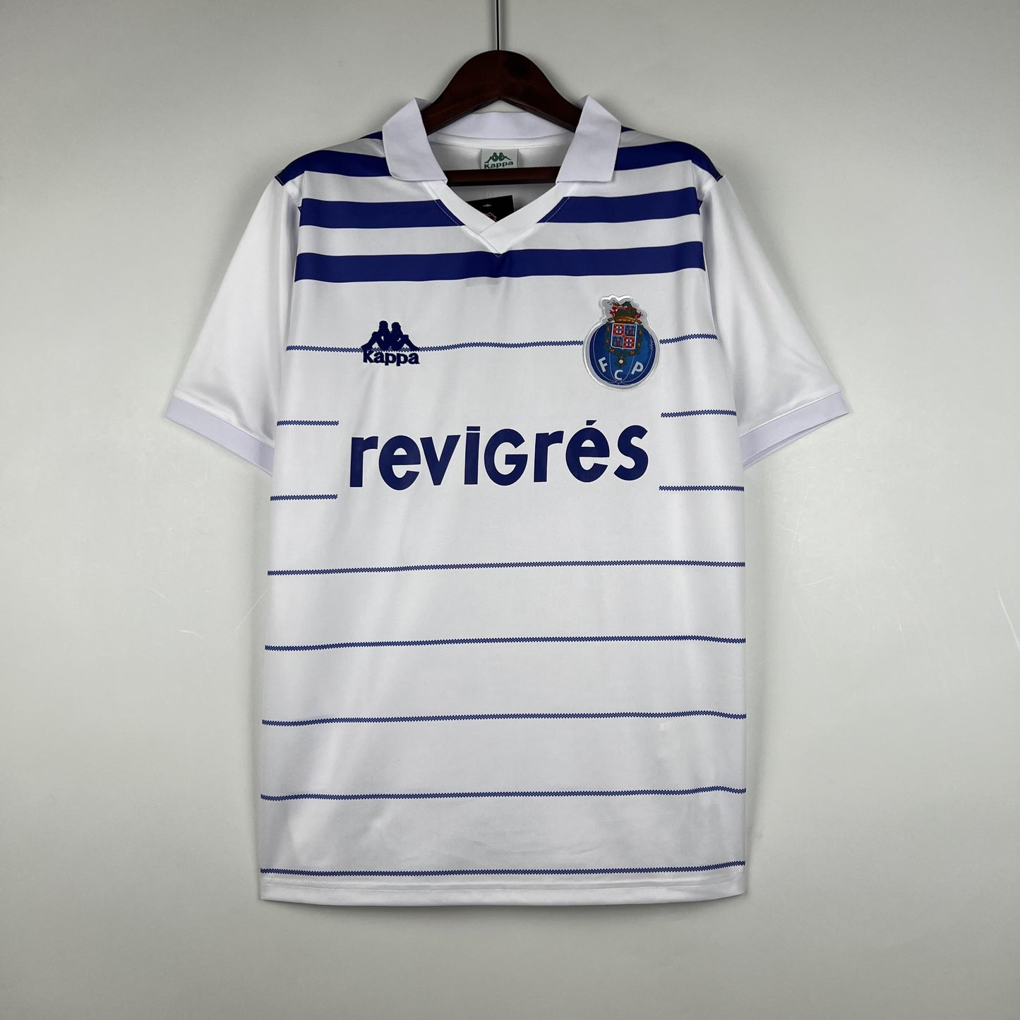 Porto 1985–1986 Retro Away Shirt
