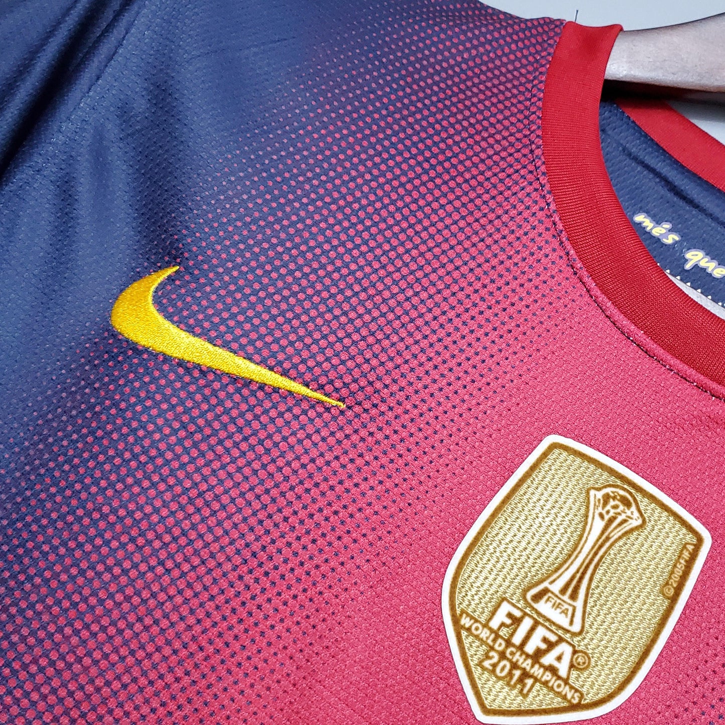 Barcelona 2012–2013 Retro Home Shirt – Mes que un Club, Mes que um Design