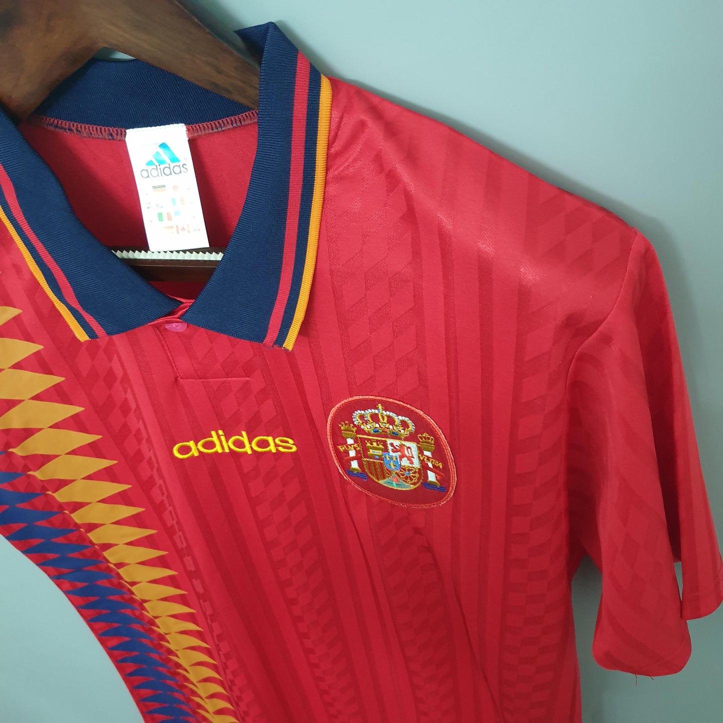 Spain 1994 Retro Home Shirt – La Roja’s 90s Flair