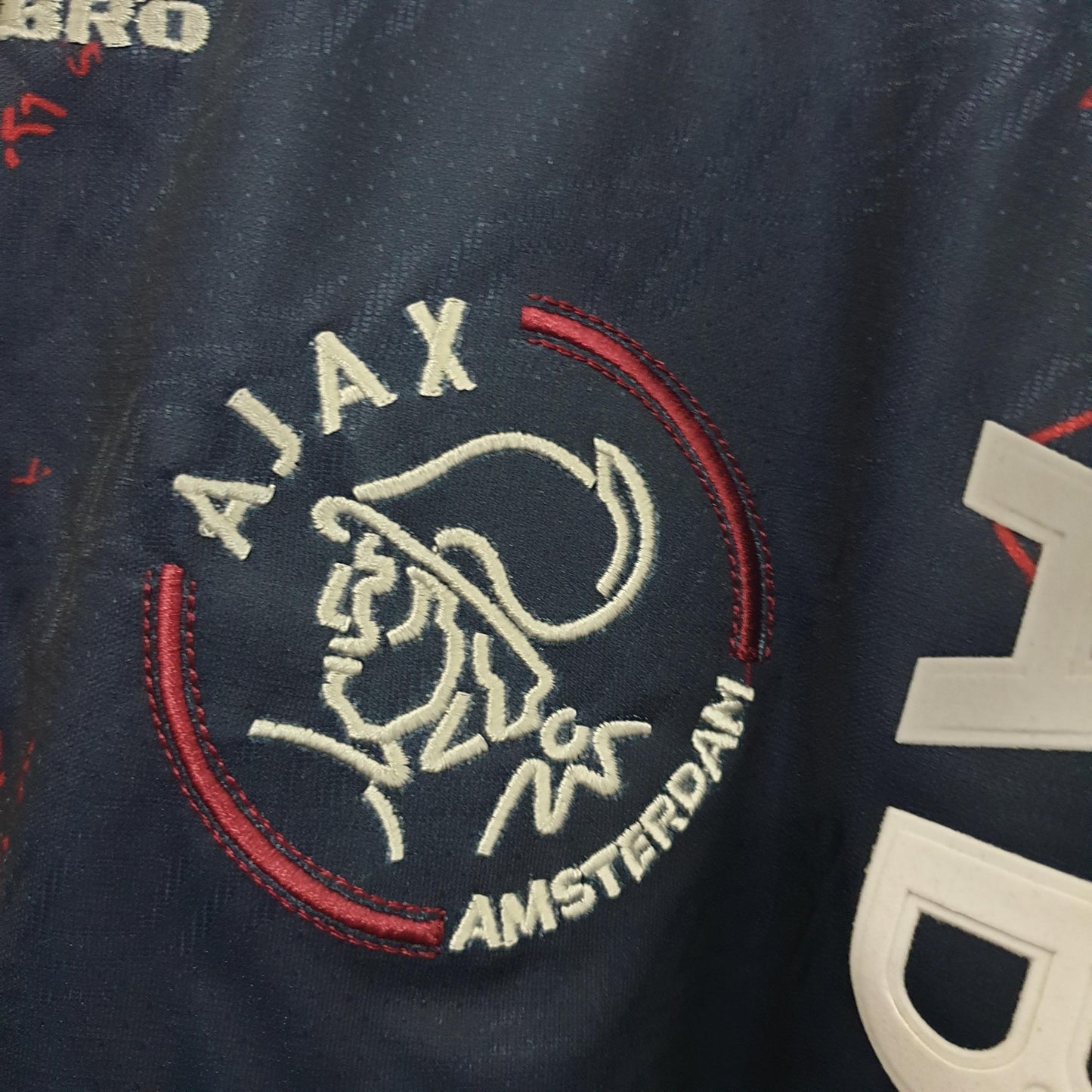 Ajax 1994/1995 Retro Away Shirt – Relive a Golden Era
