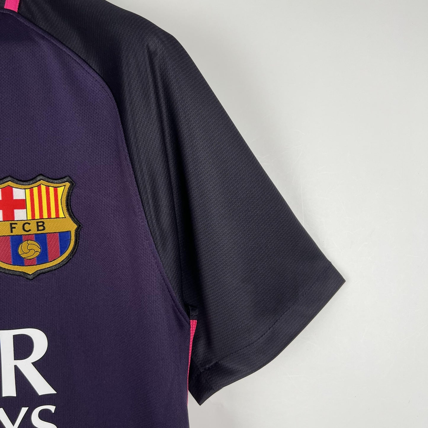 Barcelona 2016–2017 Retro Away Shirt – Bold in Purple, Brilliant on the Pitch