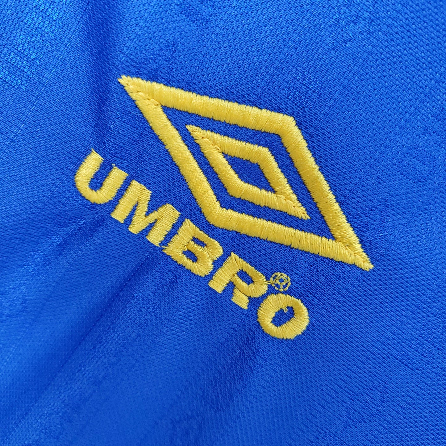 Chelsea 1995–1997 Retro Home Shirt – The Birth of a New Era