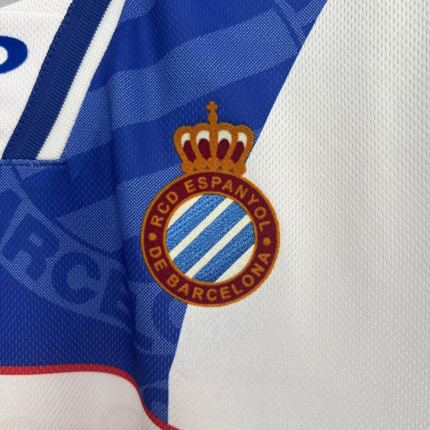 RCD Espanyol 1999–2000 Retro Home Shirt – A Tribute to Catalan Pride and Resilience