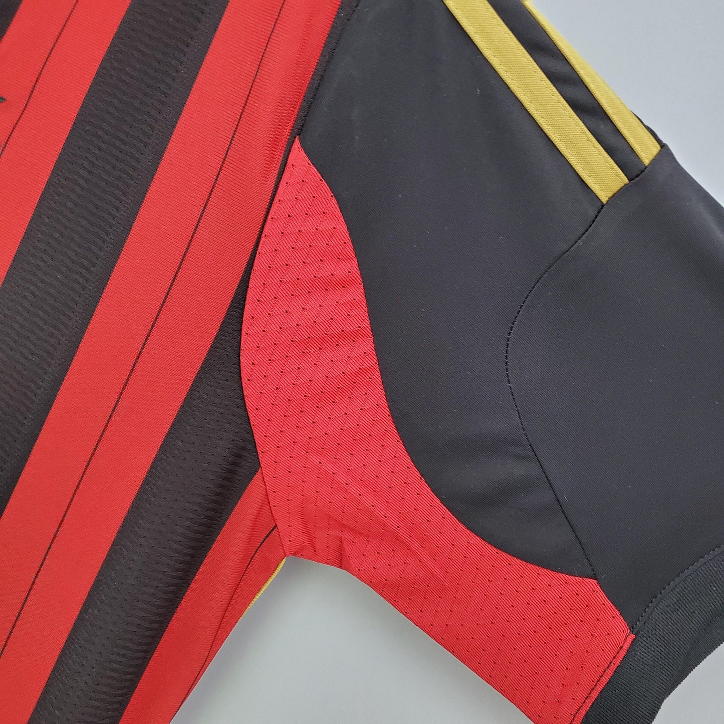 AC Milan 2013–2014 Retro Home Shirt – Tradition Meets Modern Elegance