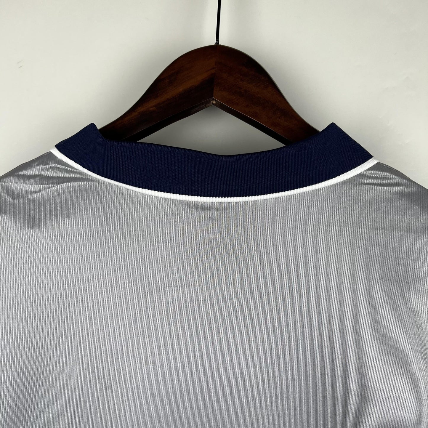 Paris Saint-Germain 1999–2000 Retro Away Shirt