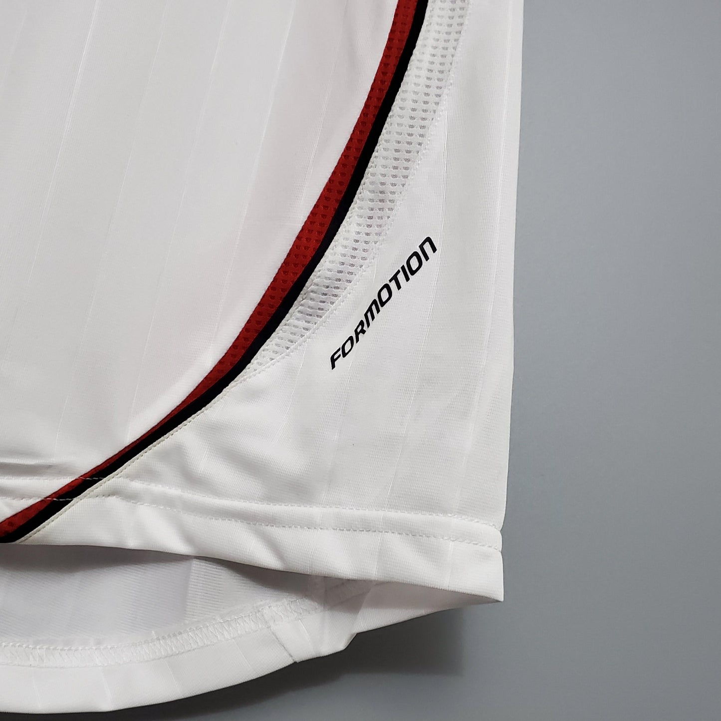 AC Milan 2006/07 Retro Away Shirt – European Champions Reborn