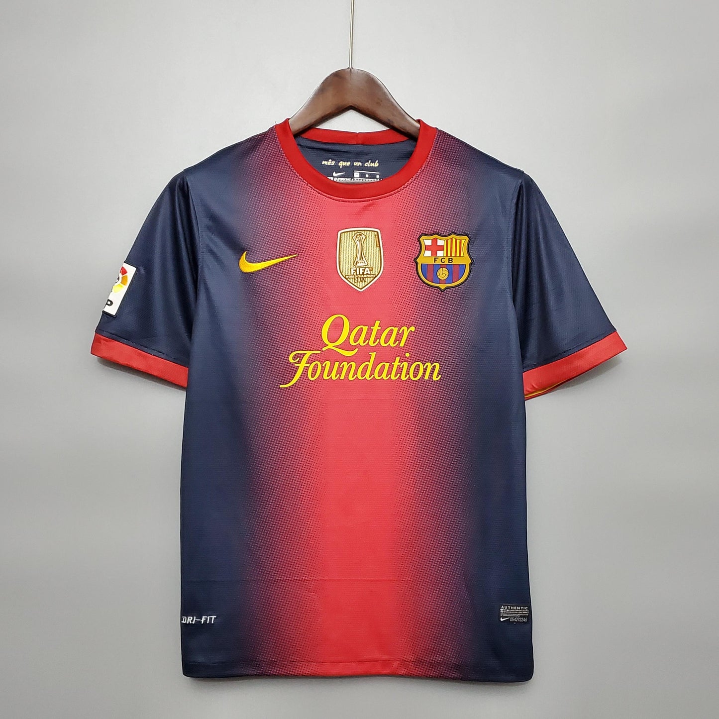 Barcelona 2012–2013 Retro Home Shirt – Mes que un Club, Mes que um Design