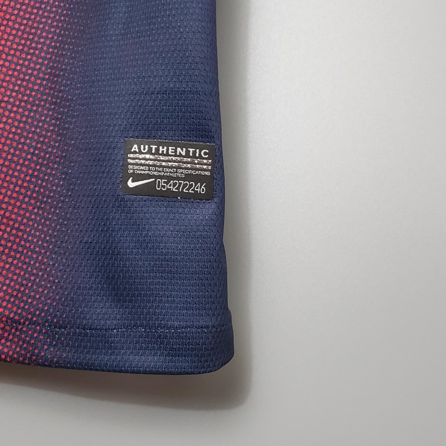 Barcelona 2012–2013 Retro Home Shirt – Mes que un Club, Mes que um Design