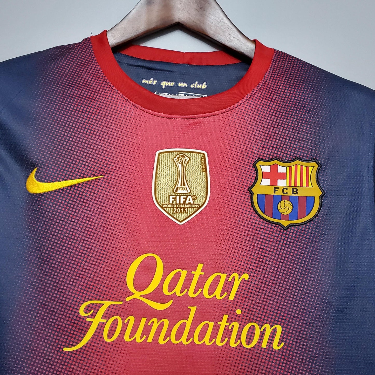 Barcelona 2012–2013 Retro Home Shirt – Mes que un Club, Mes que um Design