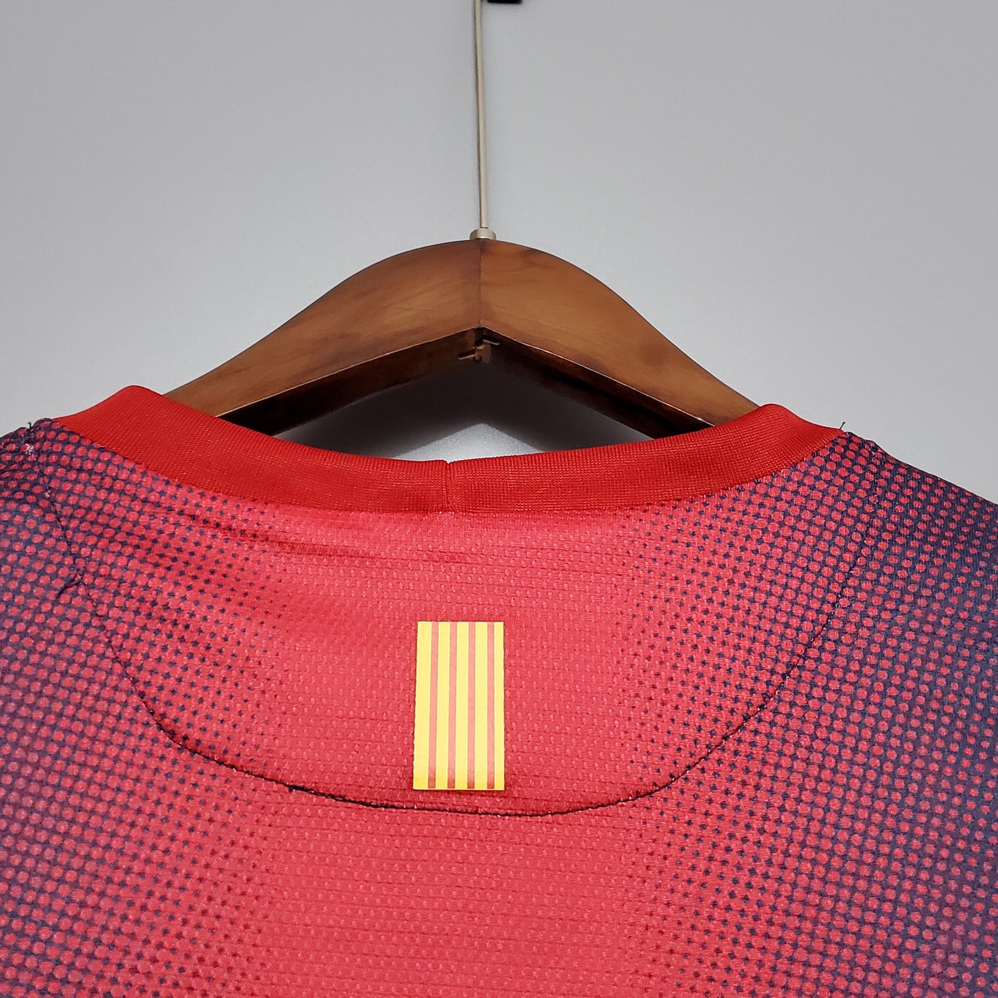 Barcelona 2012–2013 Retro Home Shirt – Mes que un Club, Mes que um Design