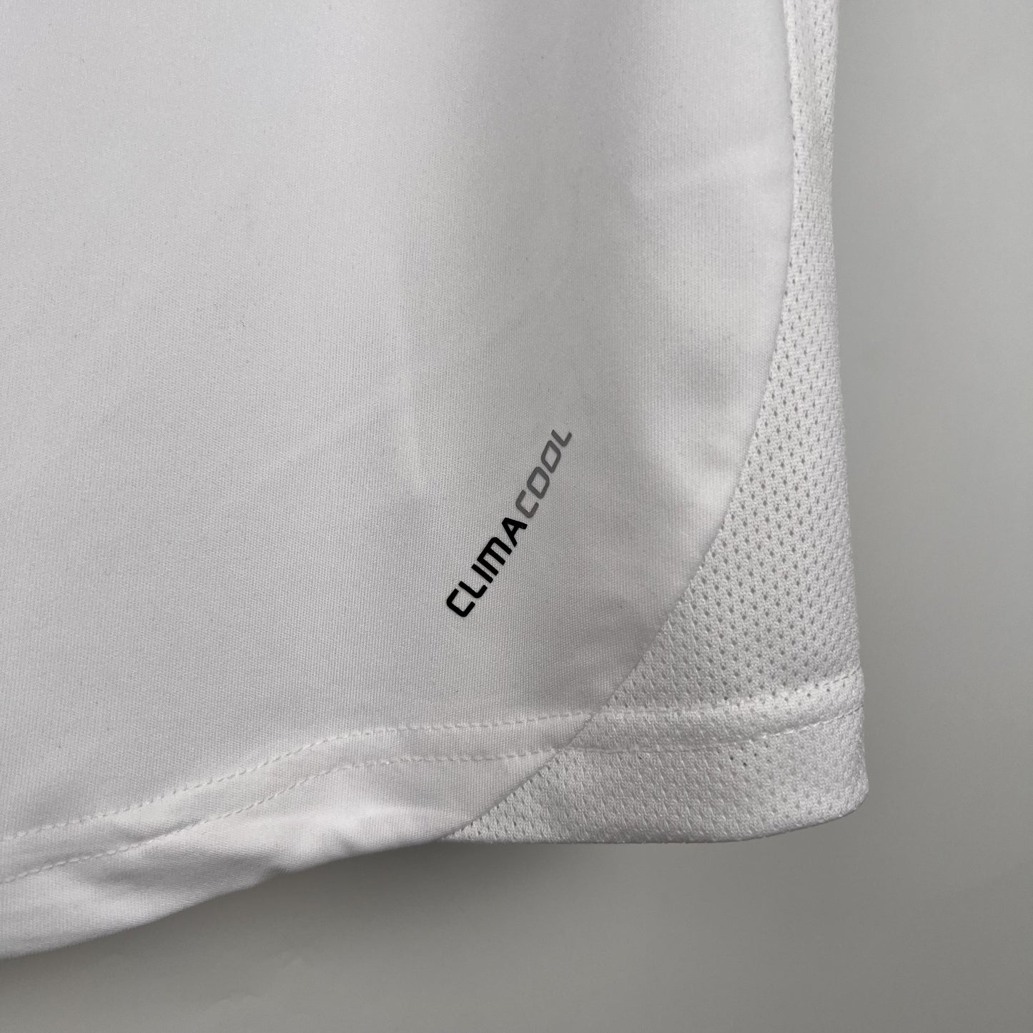 AC Milan 2009–2010 Retro Away Shirt