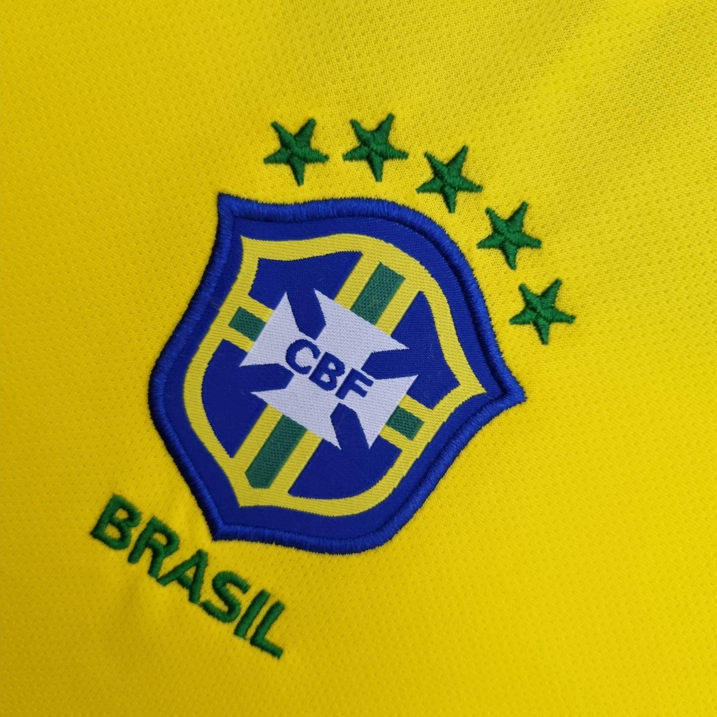 Brazil 2004–2006 Home Retro Shirt – Samba Style and World Champion Swagger