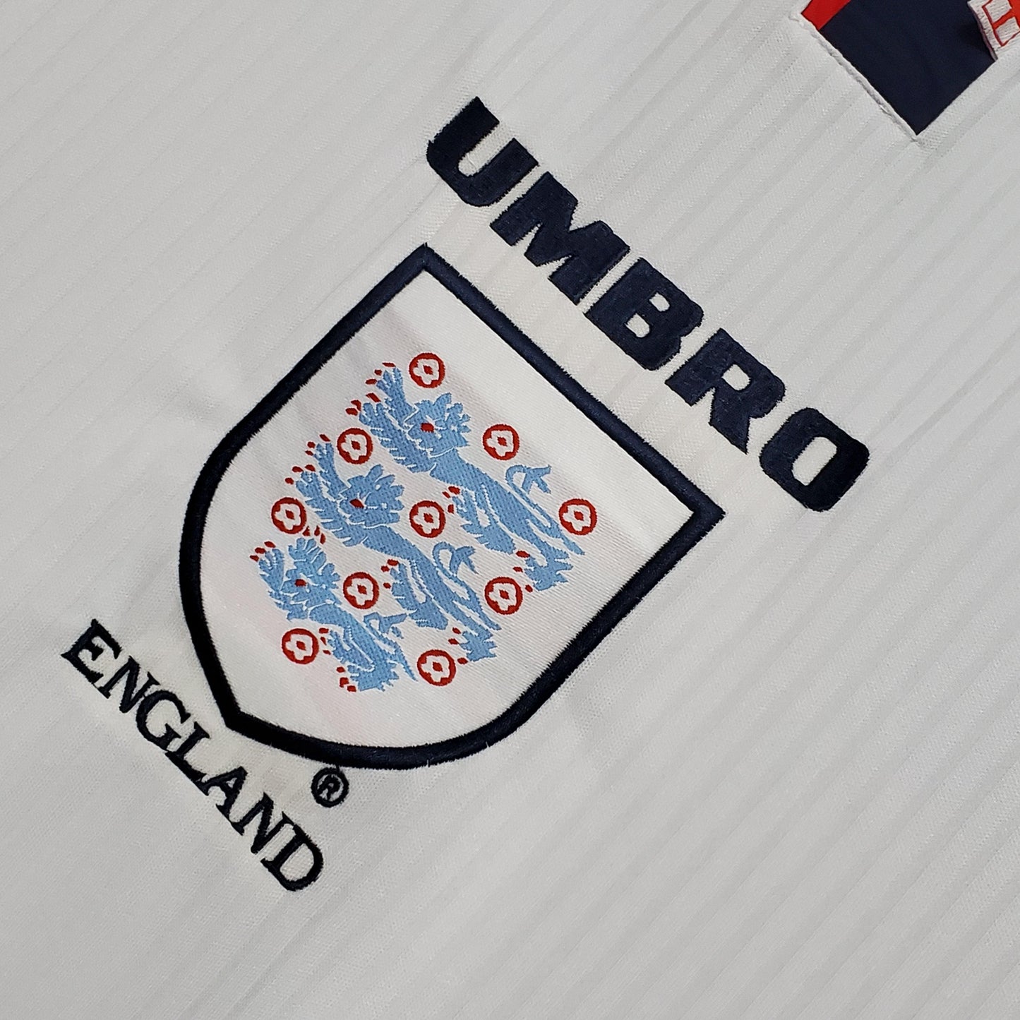 England 1998 Retro Home Shirt – A Timeless Three Lions Classic