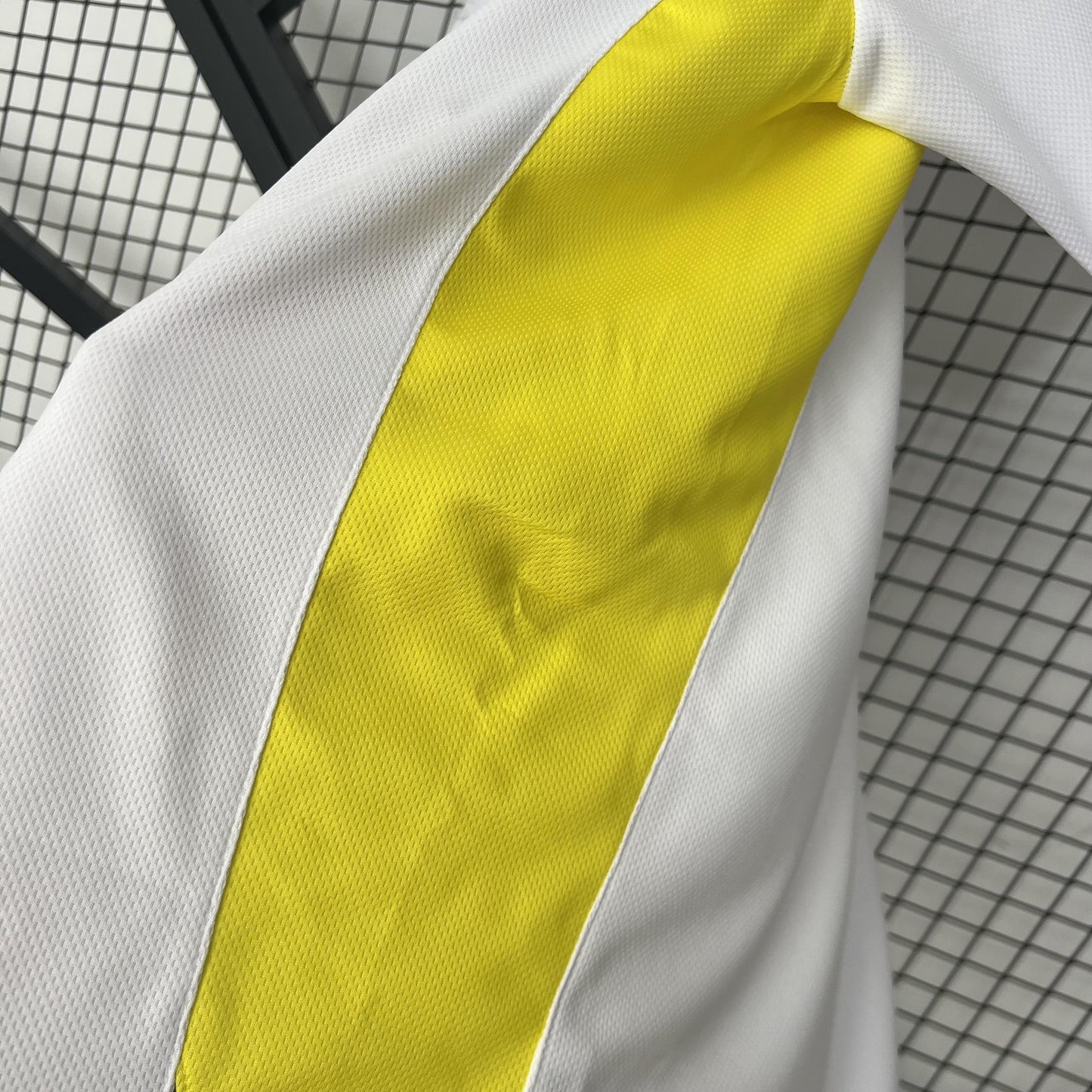 Tottenham Hotspur 2009–2010 Retro Home Shirt