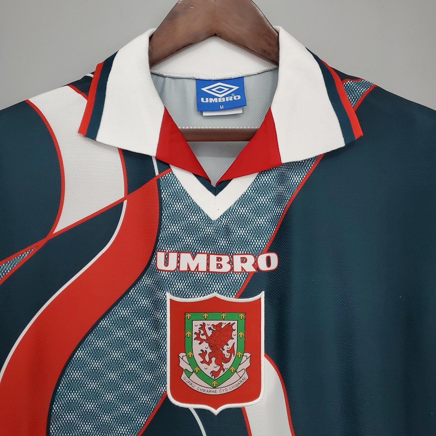 Wales 1994–1995 Retro Away Shirt