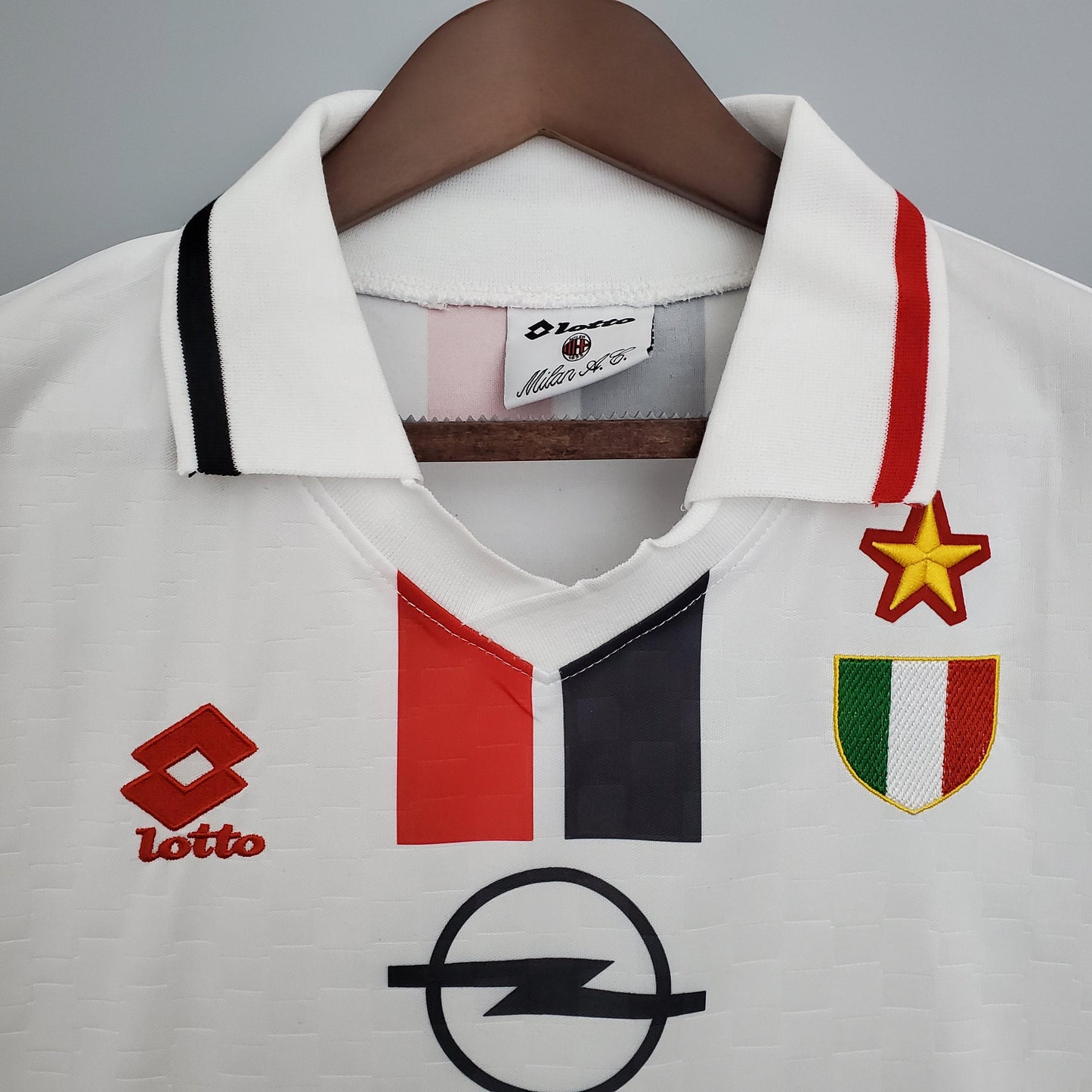 AC Milan 1995–1997 Retro Away Shirt – A Classic Rossoneri Statement