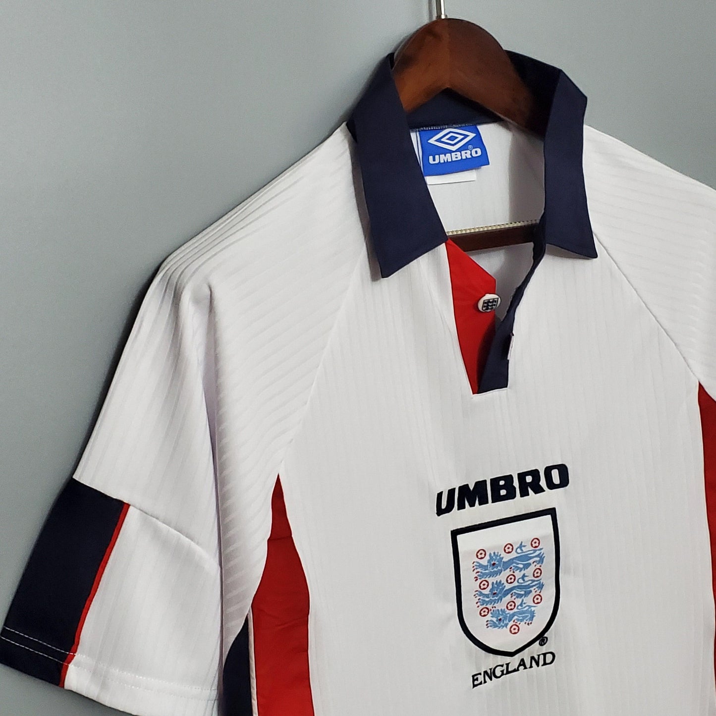 England 1998 Retro Home Shirt – A Timeless Three Lions Classic