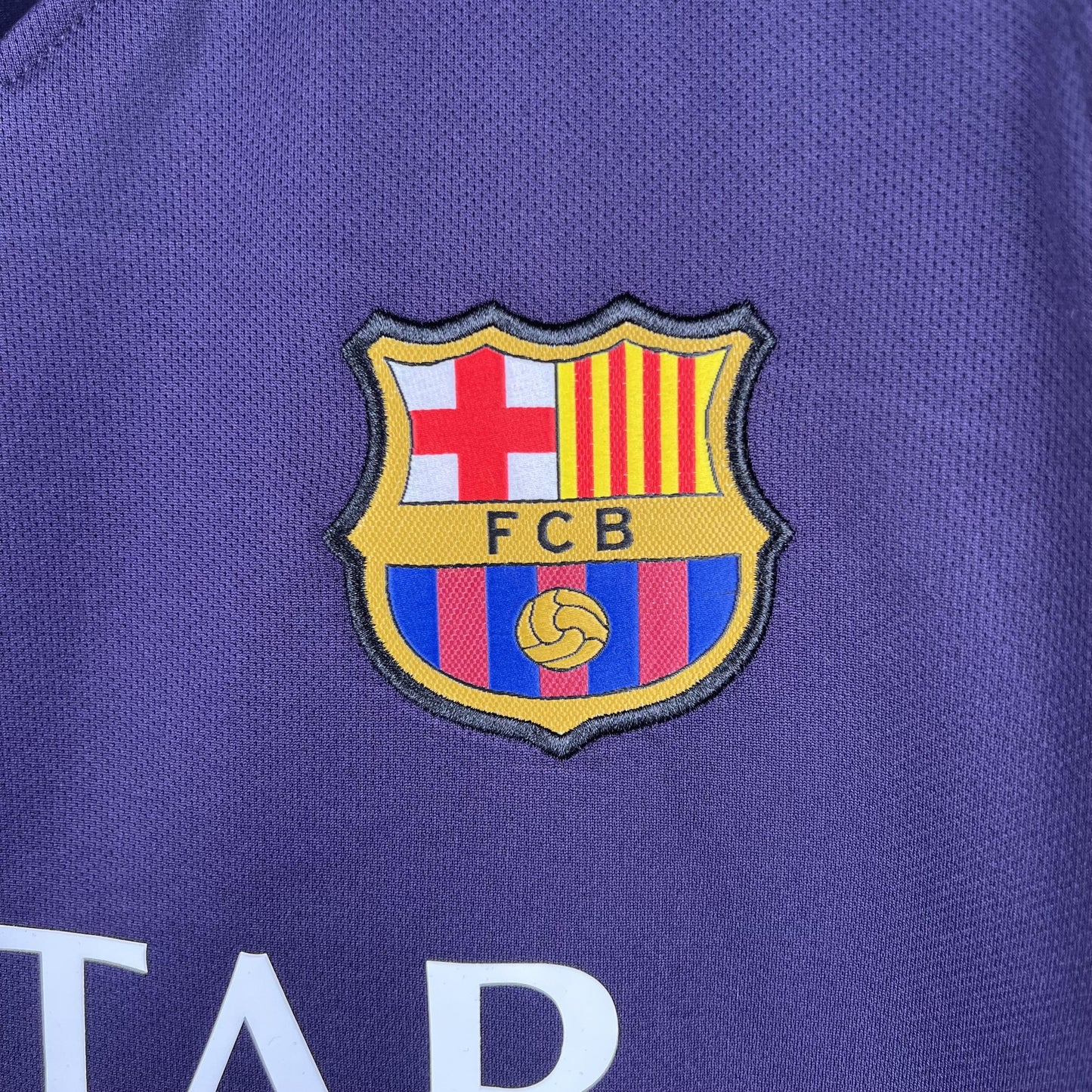 Barcelona 2016–2017 Retro Away Shirt – Bold in Purple, Brilliant on the Pitch