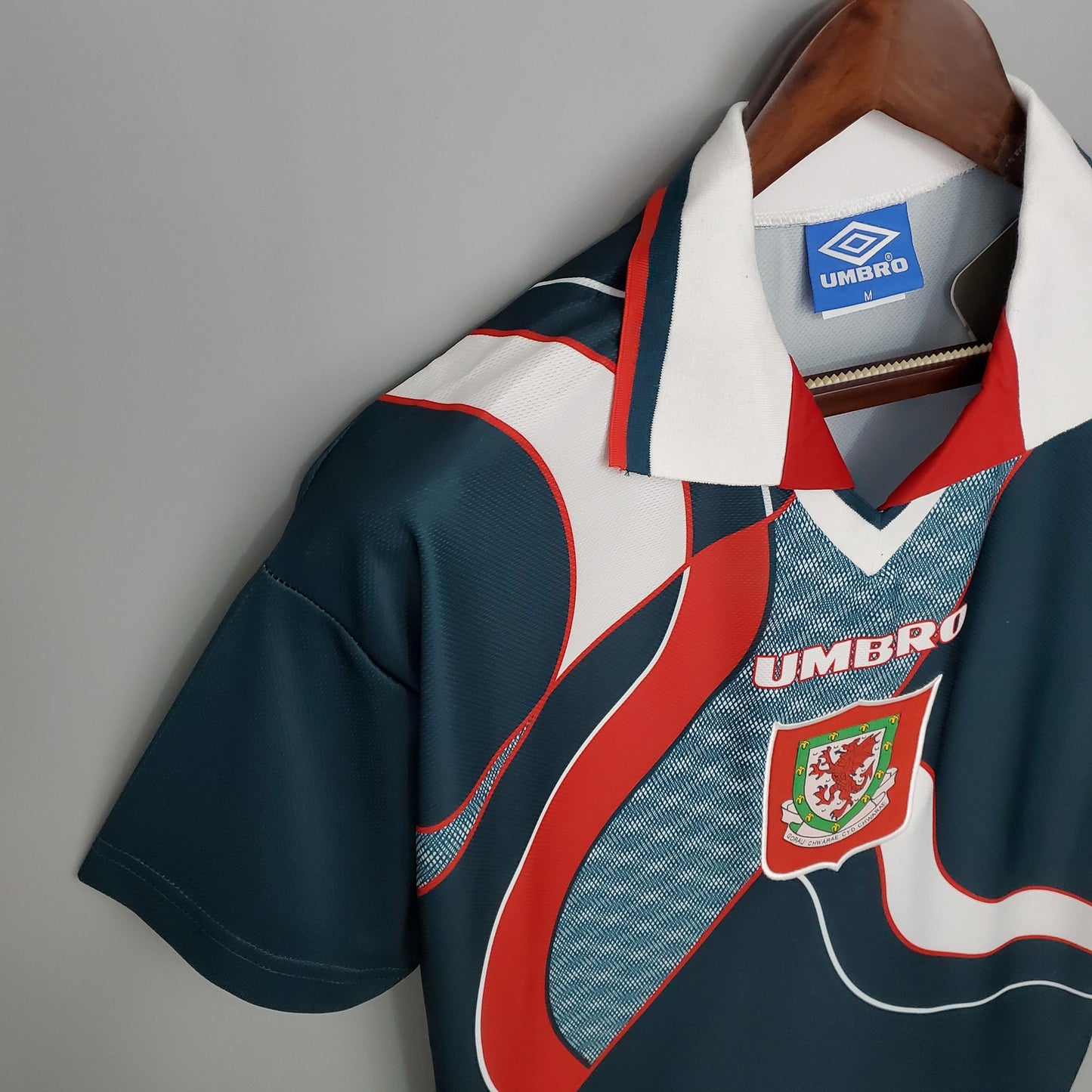 Wales 1994–1995 Retro Away Shirt