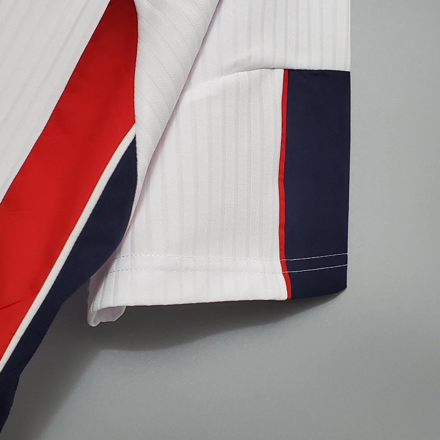 England 1998 Retro Home Shirt – A Timeless Three Lions Classic