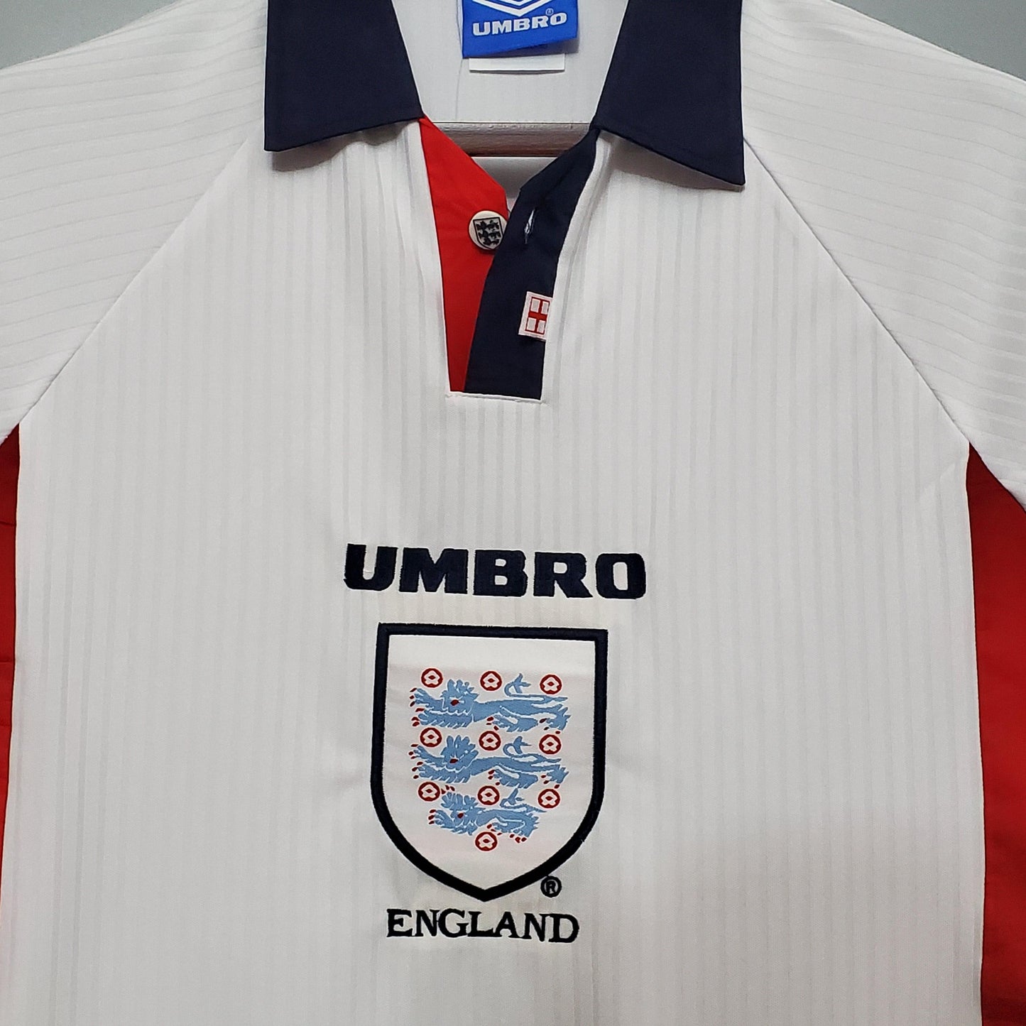 England 1998 Retro Home Shirt – A Timeless Three Lions Classic